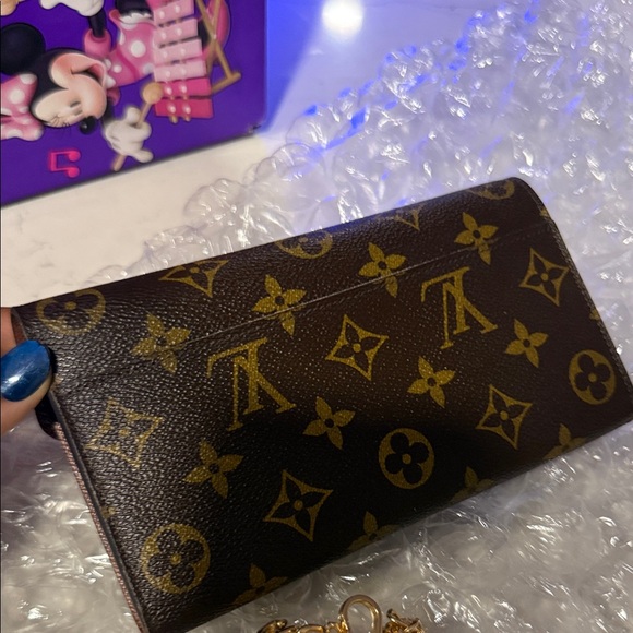 Louis Vuitton Brown Monogram Wallet with Gold Chain - Picture 5 of 16